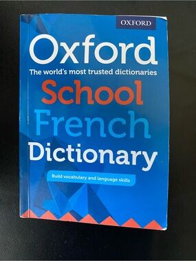 Oxford School French Dictionary - Blue and Orange Cover
